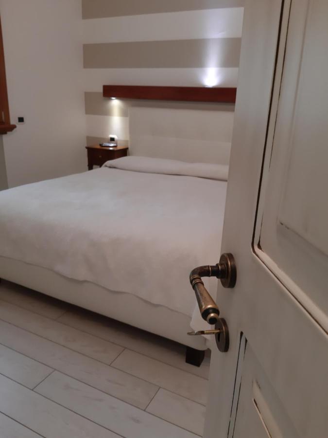 Sweet Appartment Di Guido Peschiera del Garda Exterior photo